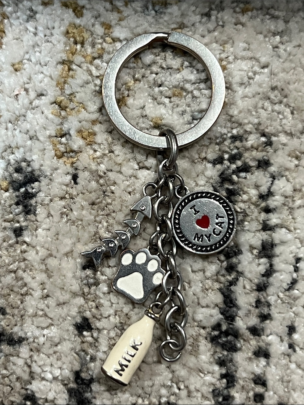 I Love My Cat Silver Paw Charm Keychain - Cream Bottle Accent z32